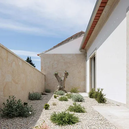 Gallo's House Golf And Village